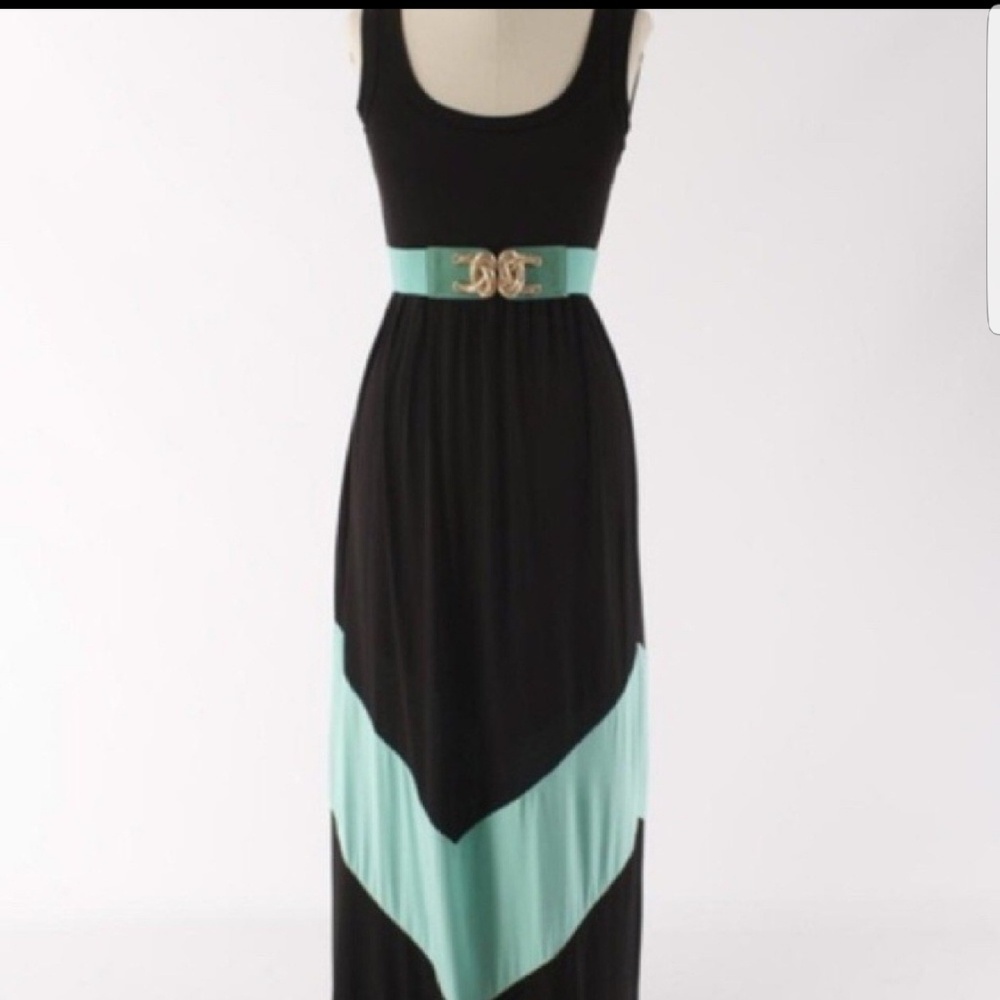 BNWOT Black and Teal Chevron Maxi Dress